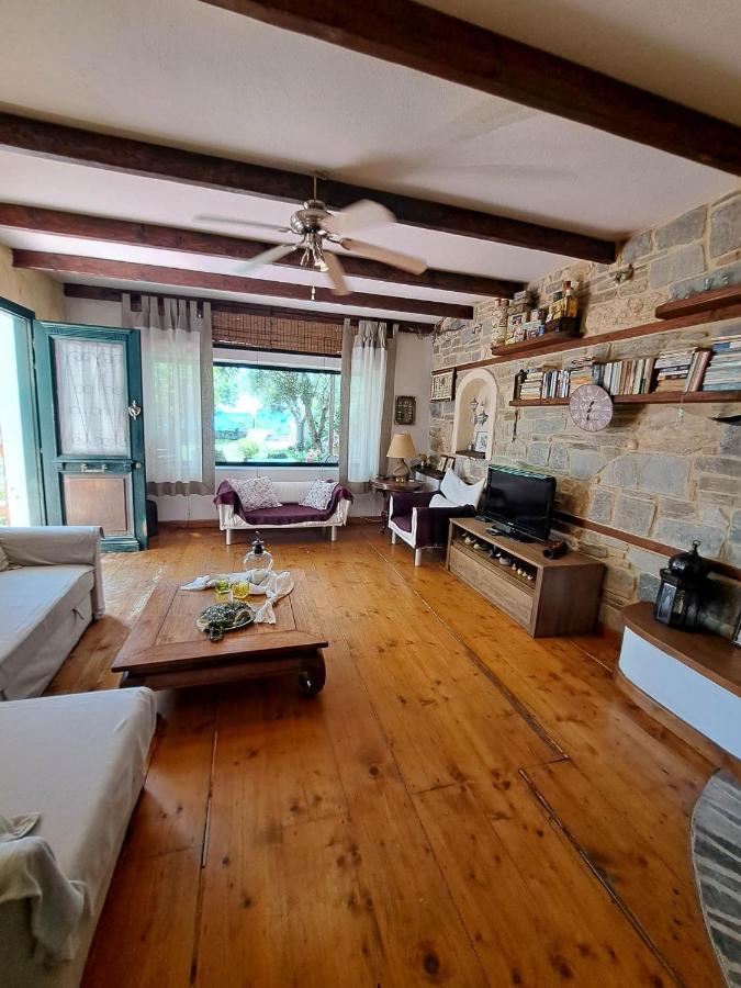 Villa La Casa Sul Mare à PalaiónTsiflíkion Extérieur photo