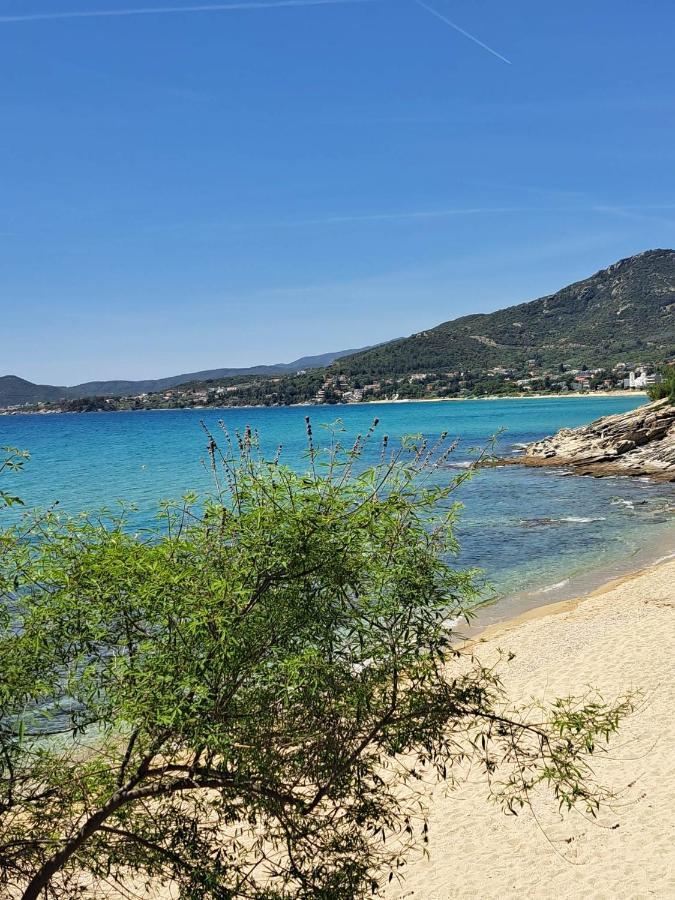 Villa La Casa Sul Mare à PalaiónTsiflíkion Extérieur photo